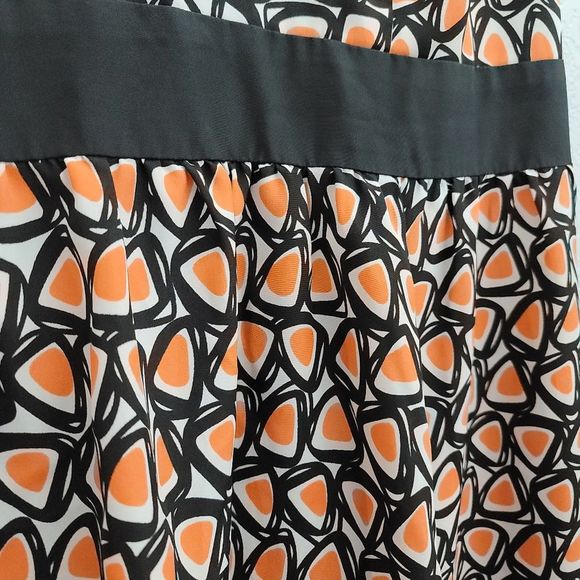 Asos Curve plus fit and flare fully lined sleeveless dress black orange - Picture 5 of 10